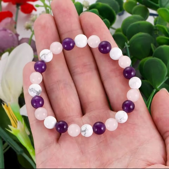 Aura Balancing Sleep Bracelet –Natural Stone | White Turquoise, Amethyst & Rose - Picture 7 of 8